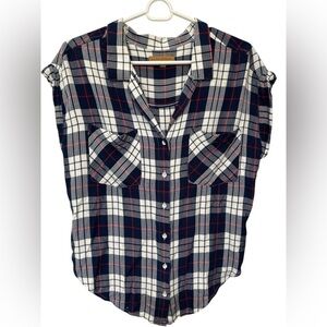 Jachs Girlfriend Plaid Button-Up Sleeveless Shirt - Black, White, Red
